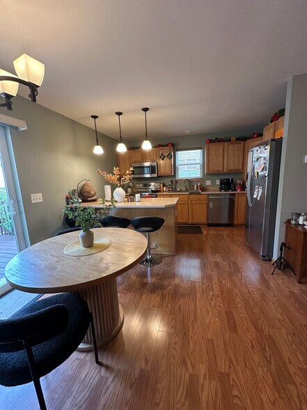 Building Photo - 613 North Star Dr