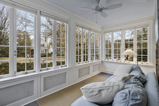 Building Photo - 5334 Nebraska Ave NW