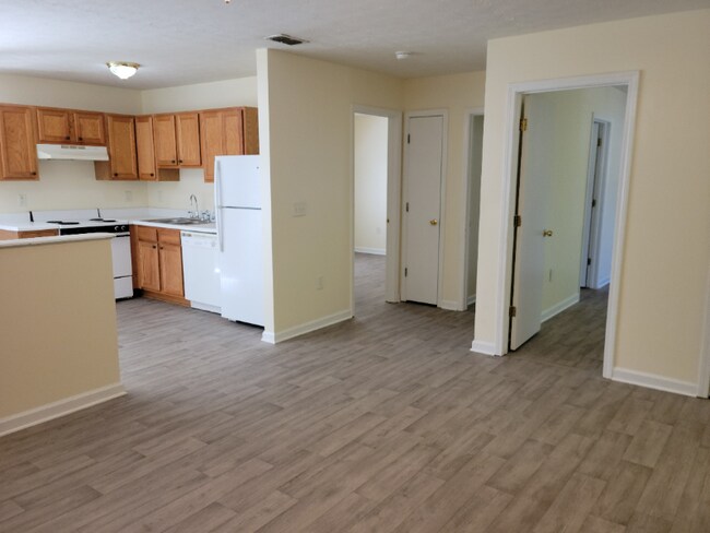 Building Photo - 209 Wilson Mill Dr