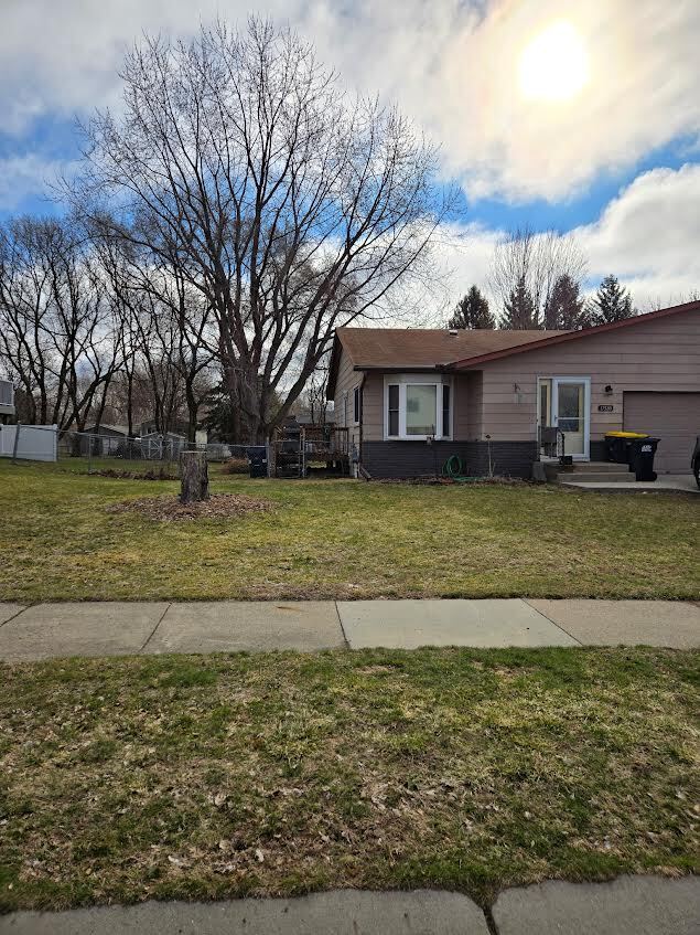 Building Photo - 17580 Ionia Path