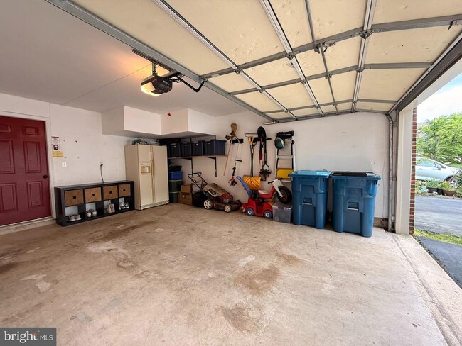Building Photo - 6747 Applemint Ln