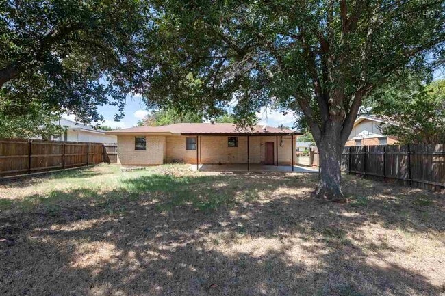 Building Photo - 4661 Briarwood Dr