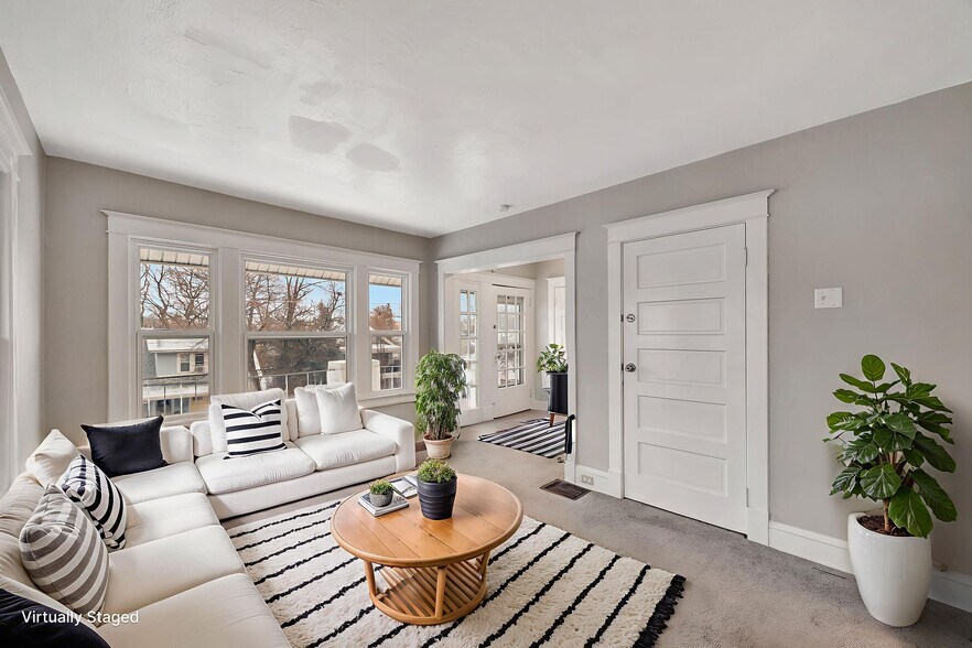 Building Photo - 2243 Hannaford Ave