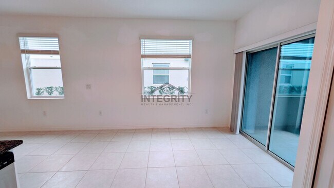 Building Photo - 6049 Shiner St