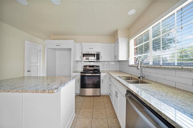 Building Photo - 2935 Chanute Dr