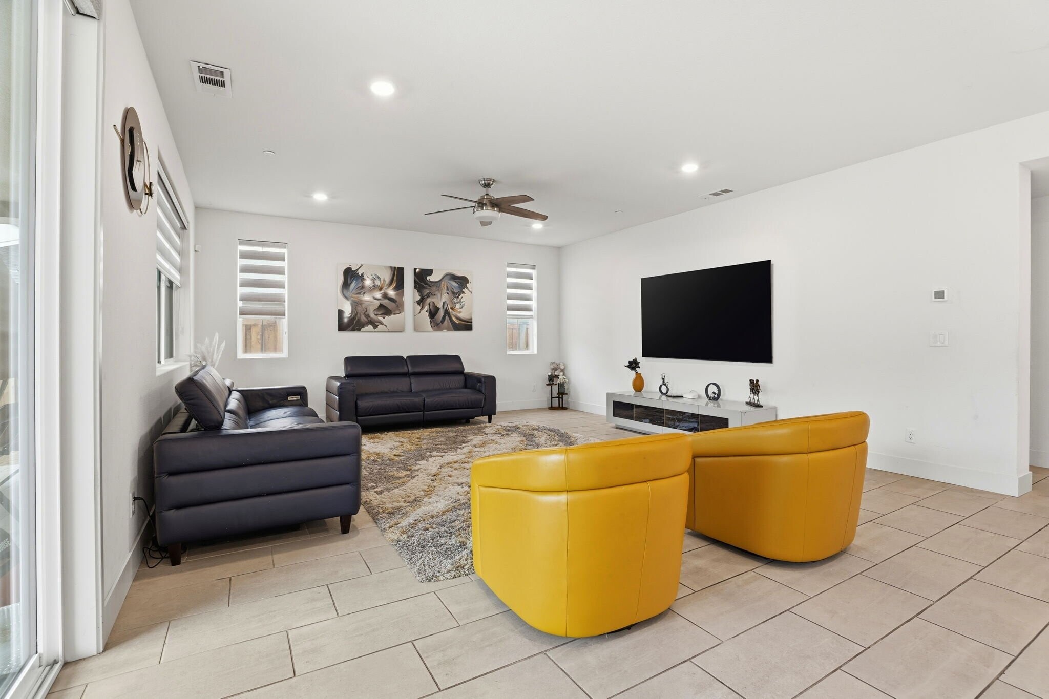 Building Photo - 3037 Copley Dr
