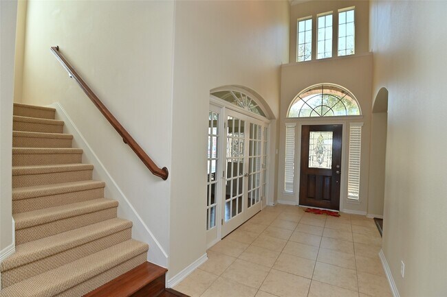 Building Photo - 5215 Field Briar Ln