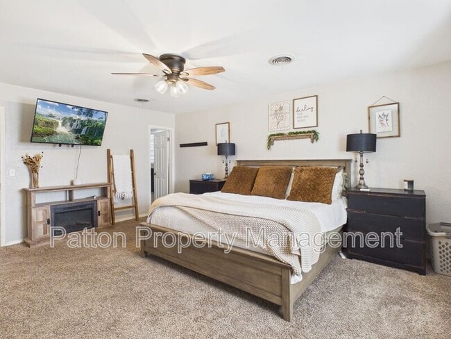 Building Photo - 7727 Cervin Dr