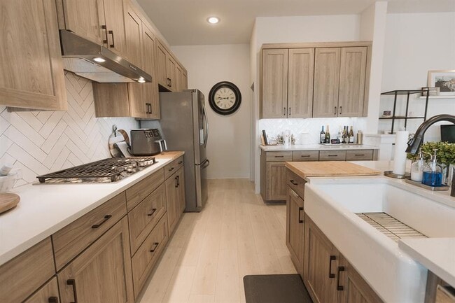 Building Photo - 808 Karst Cv