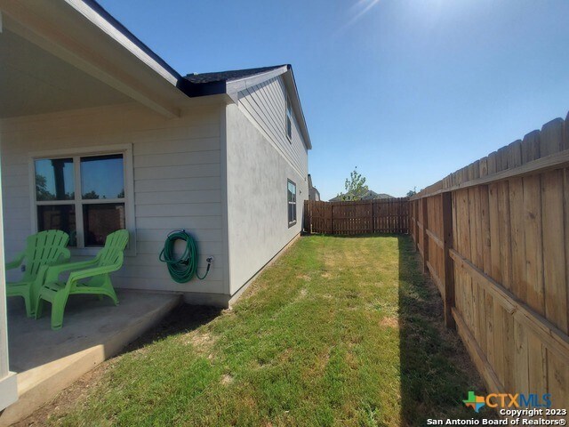 Building Photo - 1724 Stone House