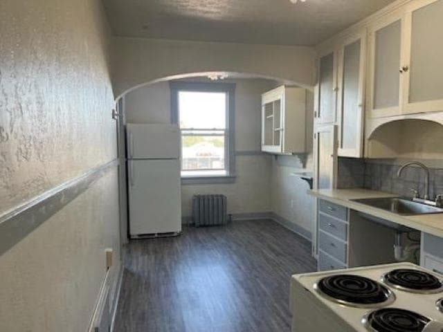 Kitchen - 315 W Halliday St