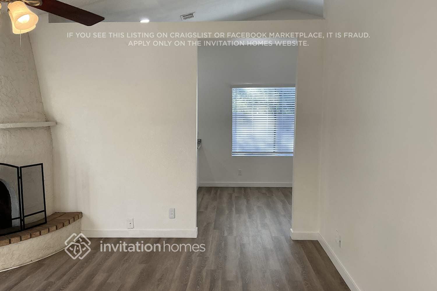 Building Photo - 921 S Val Vista Dr