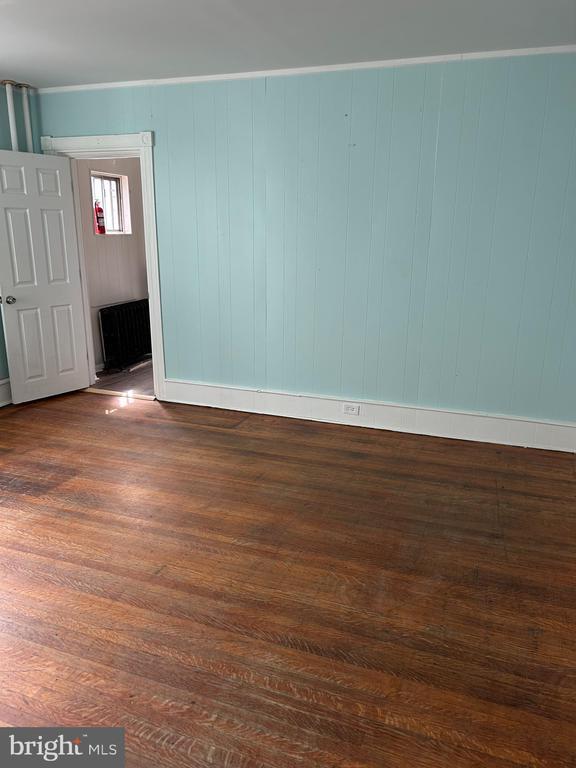 Building Photo - 428 Middlesex St