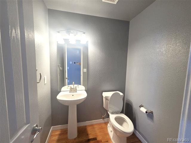 Building Photo - 13275 Holly St