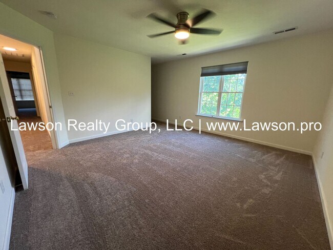Building Photo - Beautiful Four Bedroom Home in "The Groves...