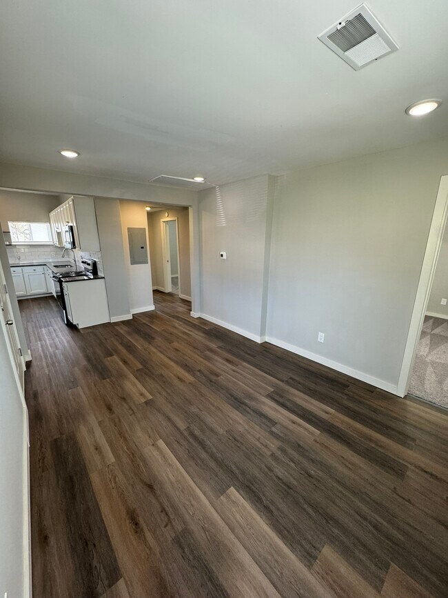 Building Photo - 1956 S 8th St