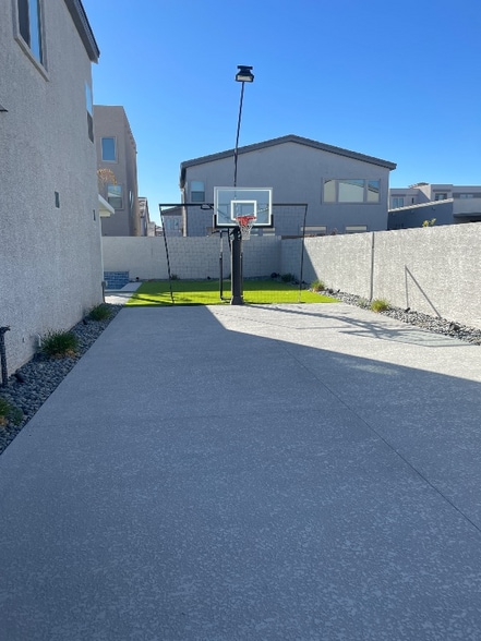 Building Photo - 7193 W Camero Ave