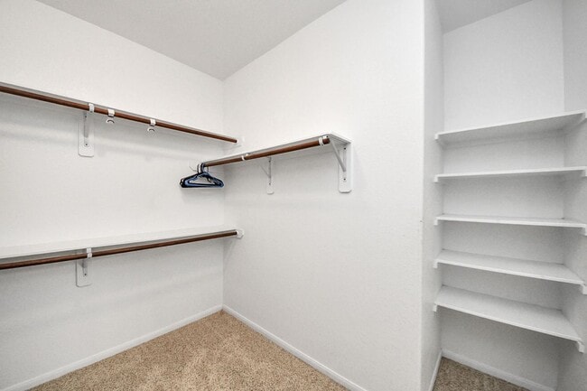 Building Photo - 28523 Pleasant Forest Dr