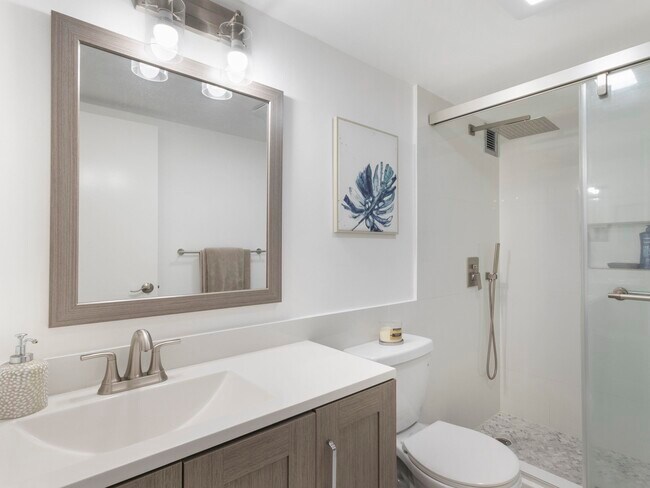 Building Photo - 111 N Pompano Beach Blvd