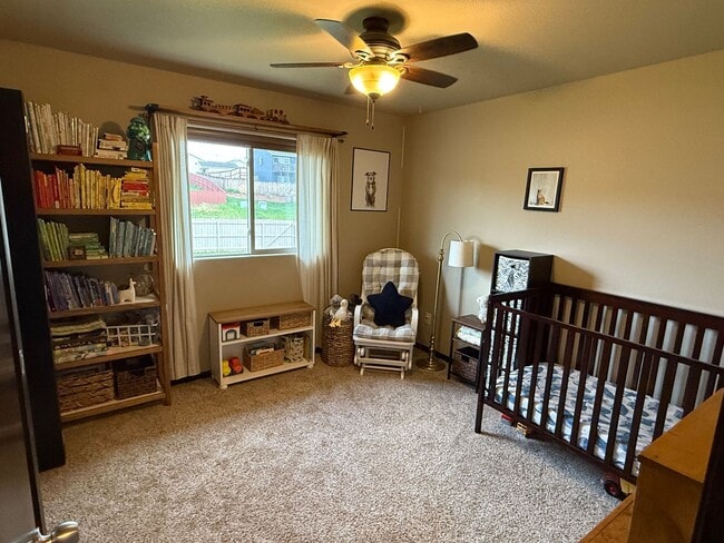 Building Photo - 4 Bedroom, 3 Bathroom Home for Rent