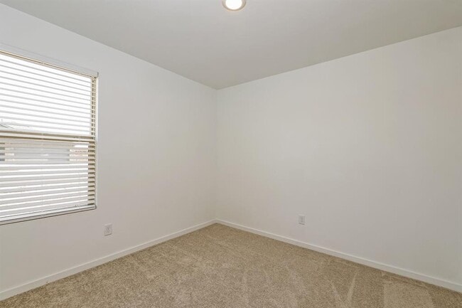 Building Photo - 9600 NW 125th St