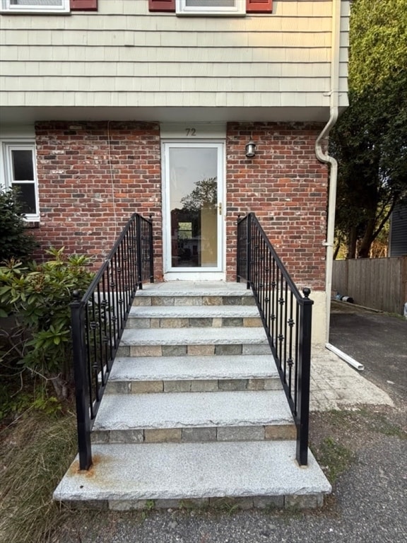 Building Photo - 72 Grassland St