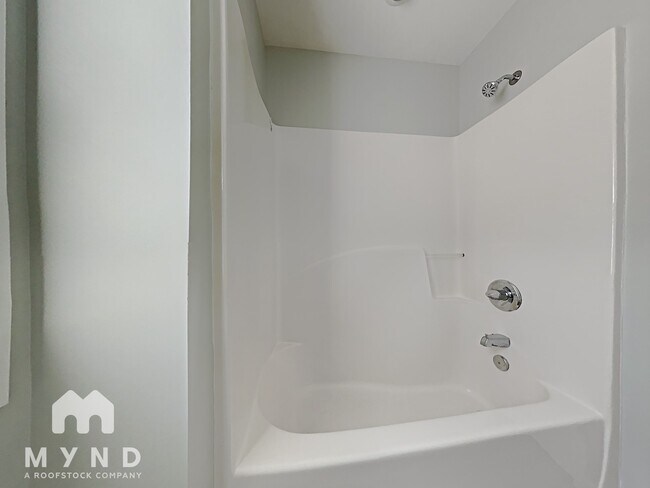 Building Photo - 4253 Beacon Crest Way
