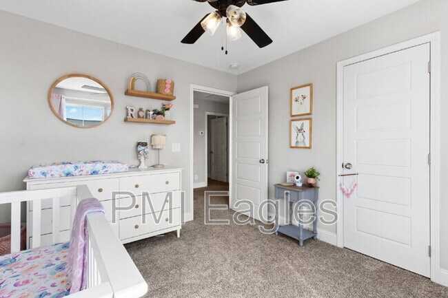 Building Photo - 491 Kinslow Ct