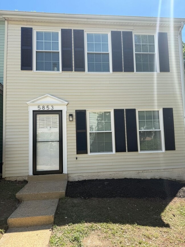 Building Photo - 5853 Suitland Rd