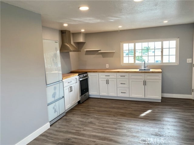 Building Photo - 1144 Carson St