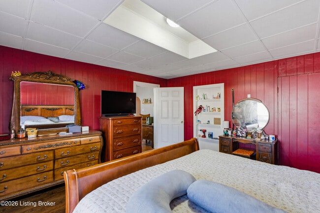 Building Photo - 924 Burton Ave