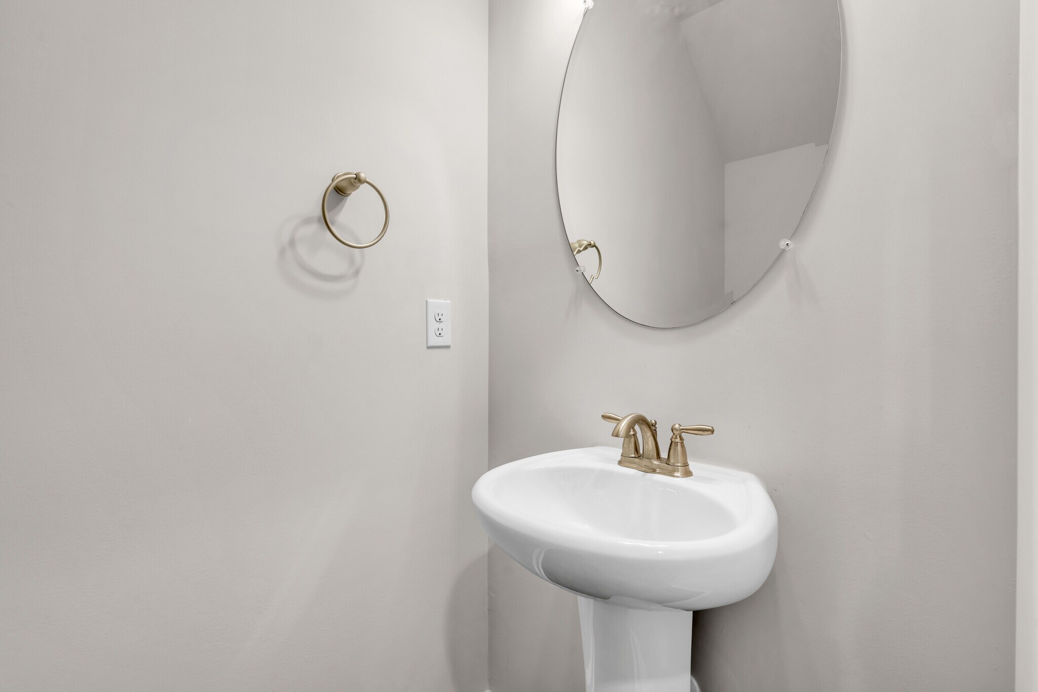 Building Photo - 19 Katherine Dr