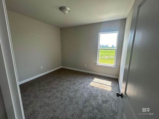 Building Photo - 8736 Lockridge Rd