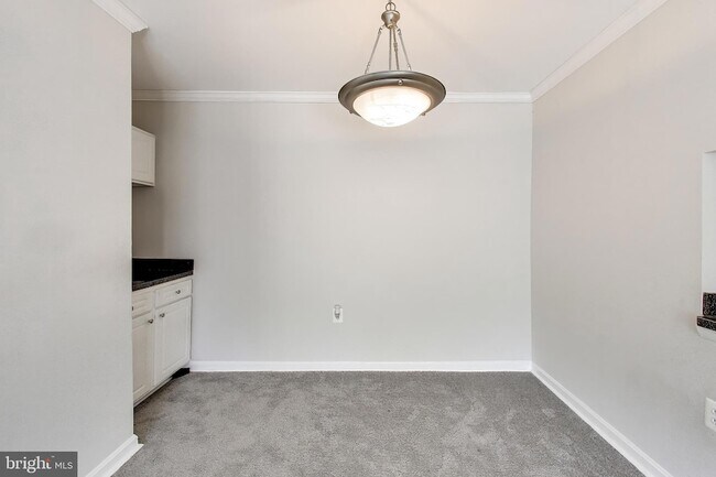 Building Photo - 8205 Whispering Oaks Way