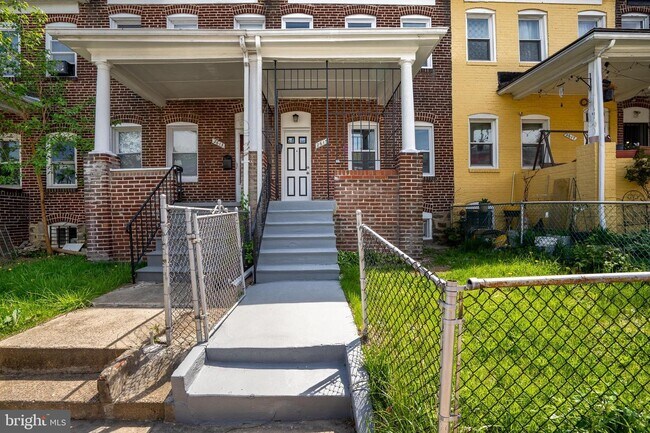 Primary Photo - 2615 Lauretta Ave
