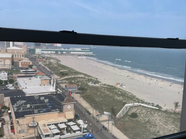 Building Photo - 2715 Boardwalk