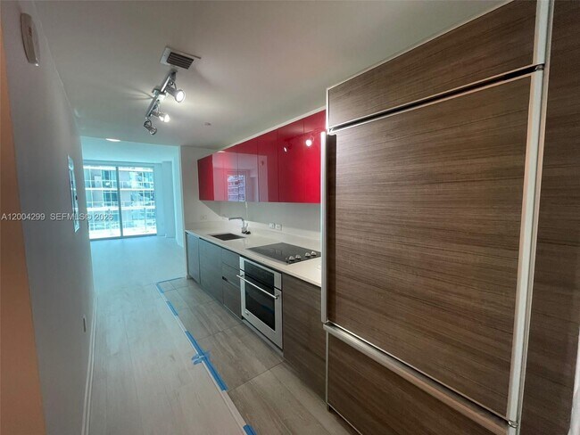 Building Photo - 1100 S Miami Ave