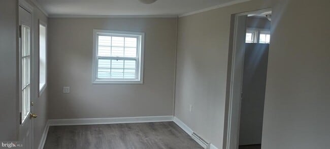 Building Photo - 106 N Fairfax Blvd
