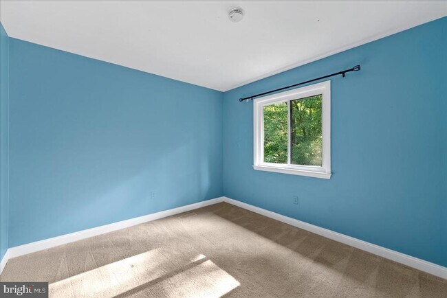 Building Photo - 2224 Glencourse Ln