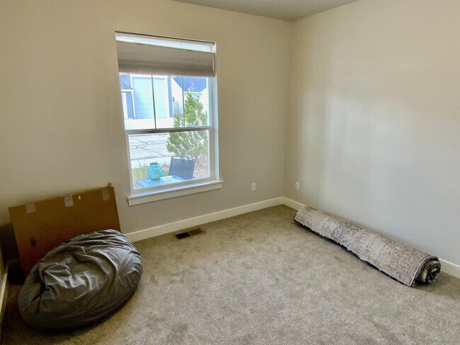 Building Photo - 3484 N Sirocco Ave