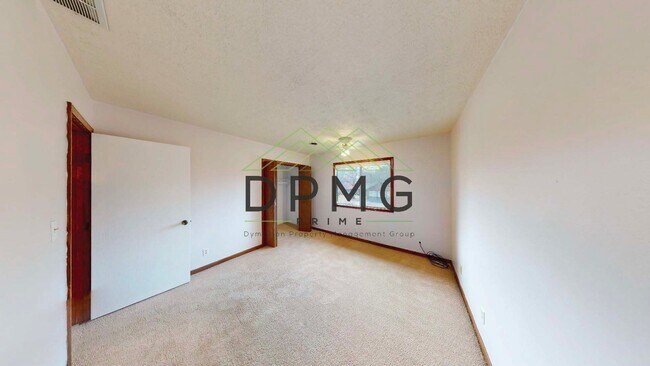 Building Photo - 114 Manchester Dr. DeWitt, MI 48820