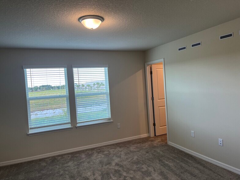 Building Photo - 3175 Emerald Acres Ln