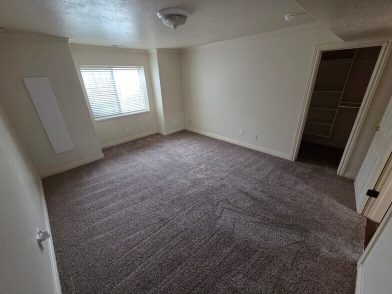 Building Photo - 10313 N 6530 W