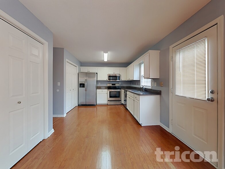 Building Photo - 65 Cricket Ct