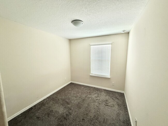 Building Photo - 8674 Wellington Blue Ln