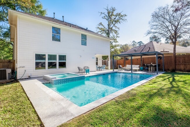 Building Photo - 143 S Vesper Bend Cir