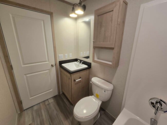 Building Photo - 3510 N 9th St