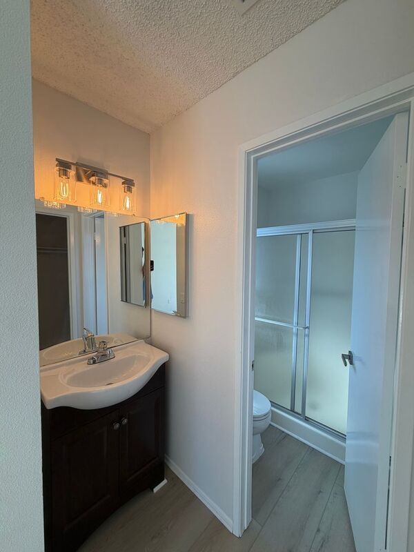 Building Photo - 28244 Encanto Rd