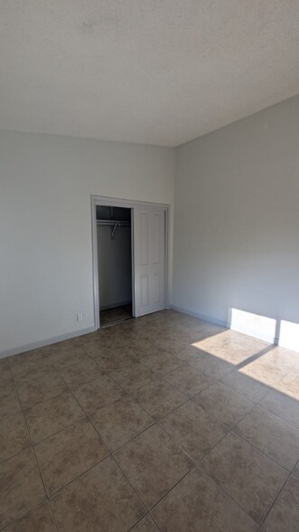 Building Photo - 16209 Juniper St