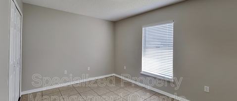Building Photo - 1861 Manitoba Ct